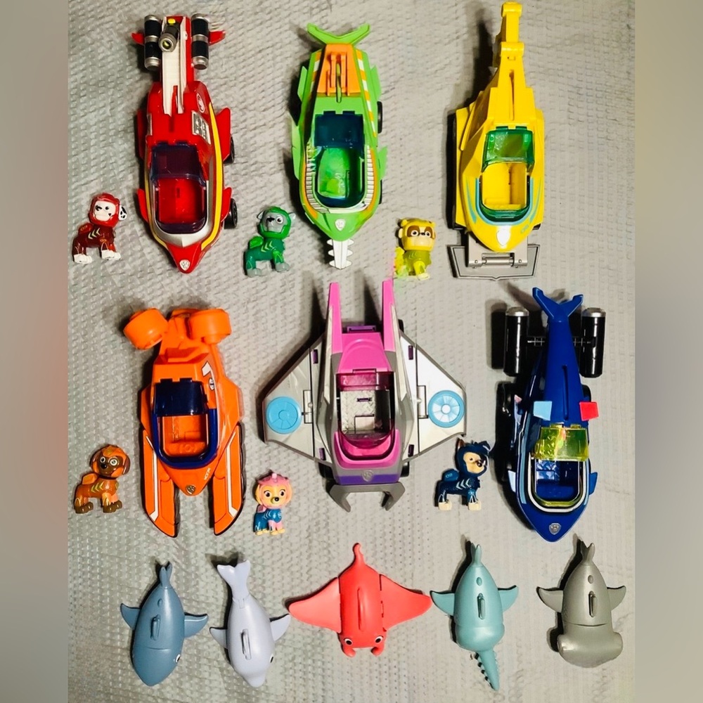 Paw Patrol Aqua pups vehicles sawfish stingray hammerhead shark dolphin